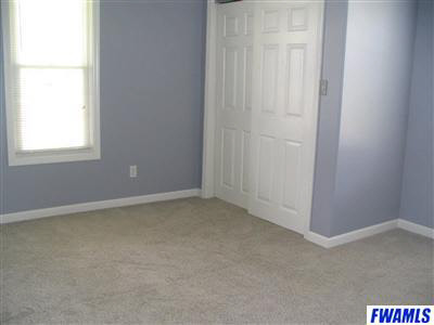 721 Walnut Street Decatur, IN 46733 - Photo 4 of 6