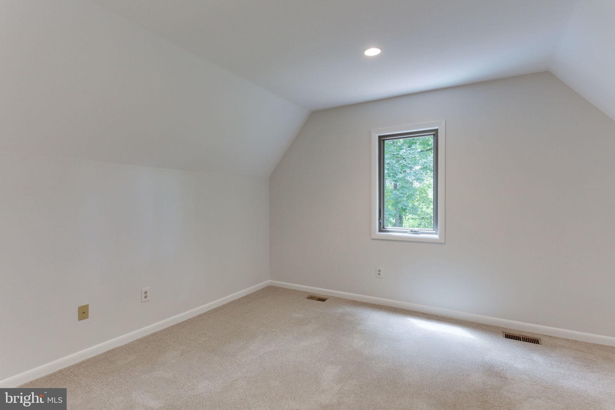 7350 Hooking Road McLean, VA 22101 - Photo 24 of 47 Bedroom #3