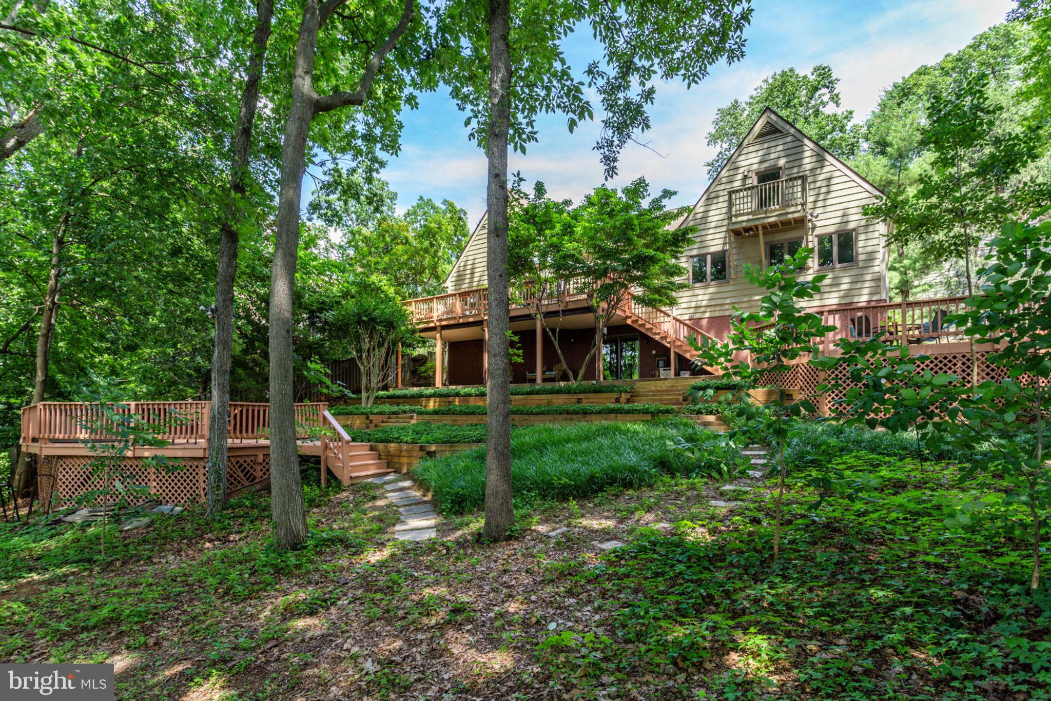 7350 Hooking Road McLean, VA 22101 - Photo 36 of 47