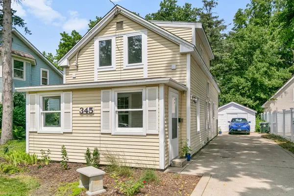 $429,500 | 345 Main Street, Batavia, IL 60510