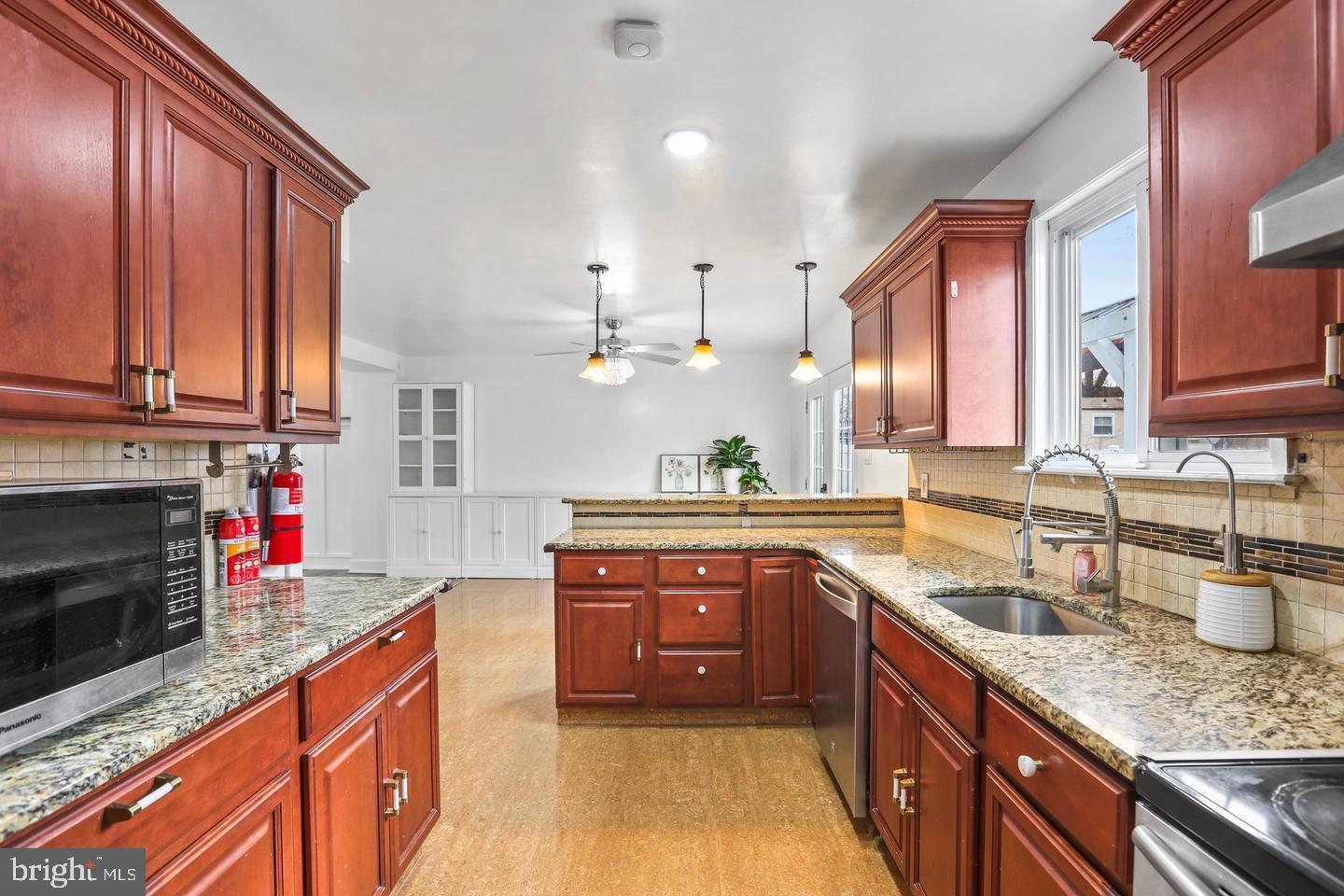 7710 Greenbrier Road Pennsauken, NJ 08109 - Photo 13 of 32