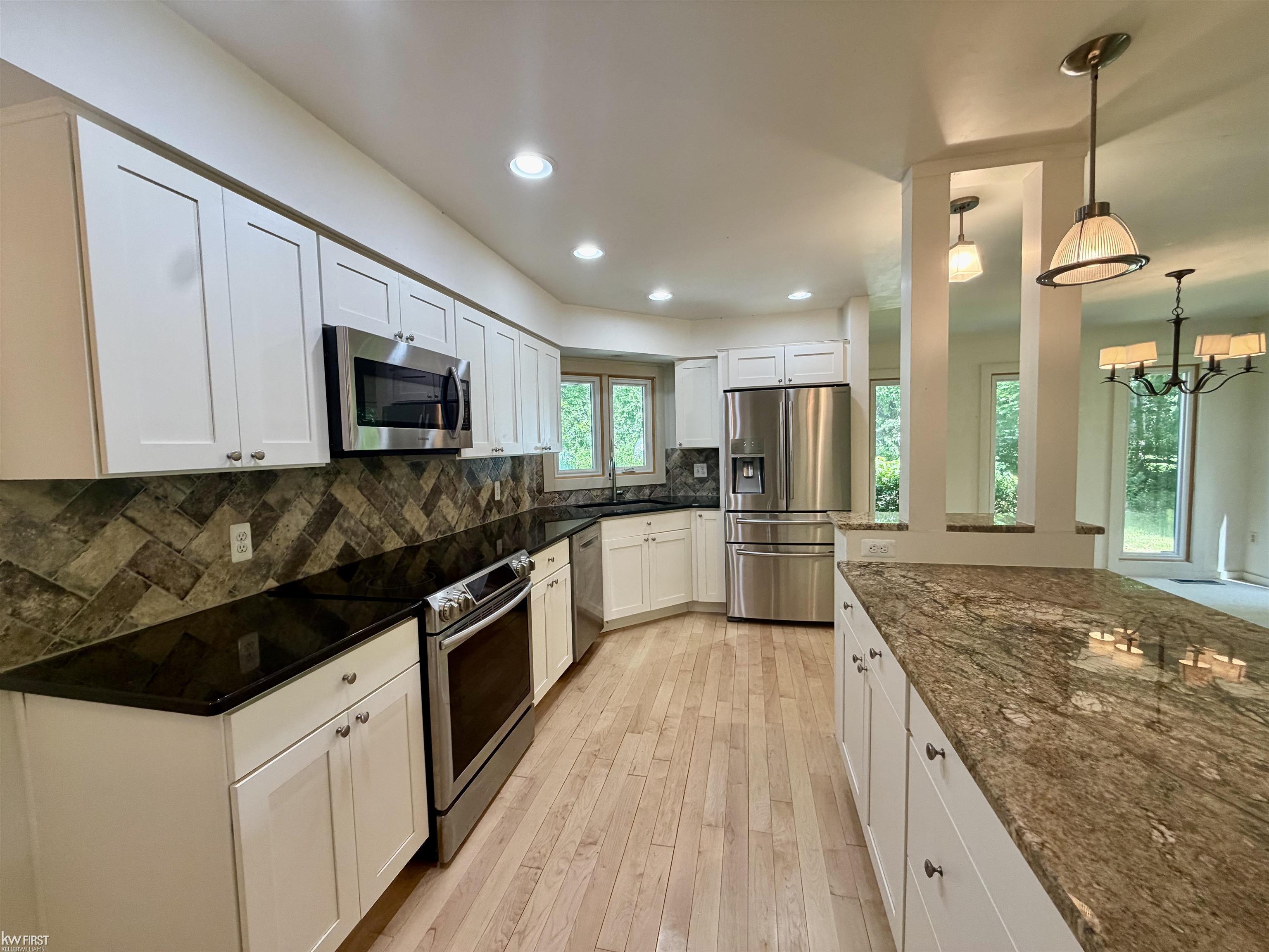 11820 Big Lake Road Davisburg, MI 48350 - Photo 12 of 50