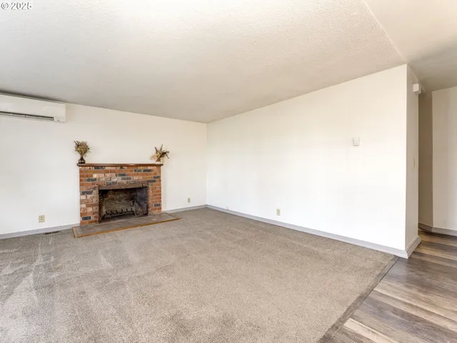 $398,990 | 4114 Jessen Drive, Eugene, OR 97402