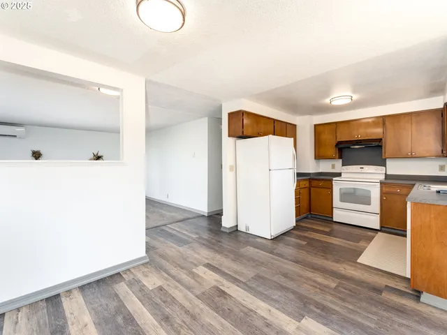 $398,990 | 4114 Jessen Drive, Eugene, OR 97402