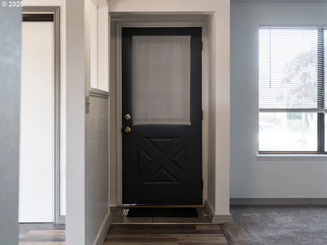 $398,990 | 4114 Jessen Drive, Eugene, OR 97402