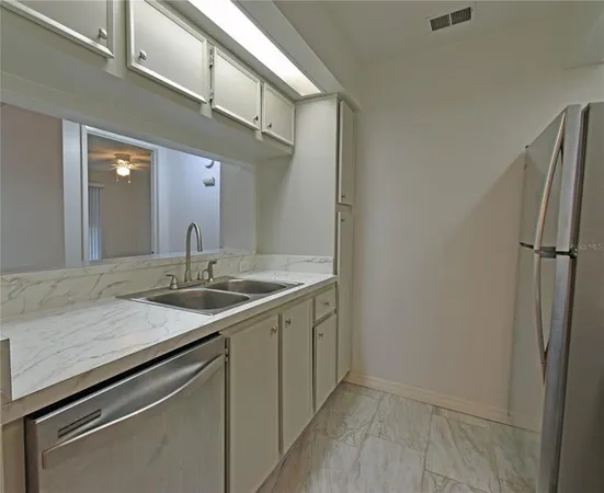 $1,675 | 4207 Winding Moss Trail, Unit 208, Tampa, FL 33613