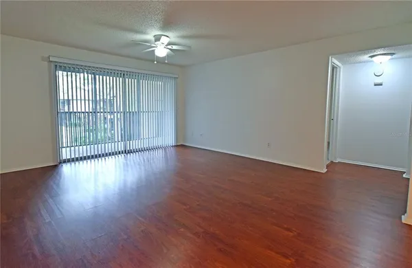 $1,675 | 4207 Winding Moss Trail, Unit 208, Tampa, FL 33613