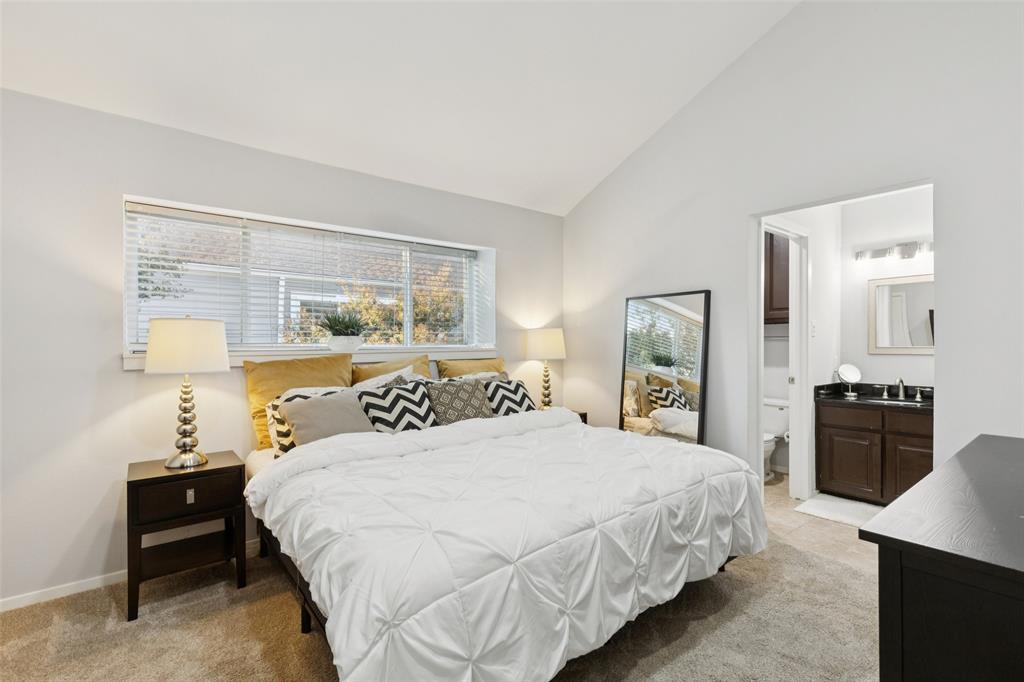 4006 Holland Avenue, Unit B Dallas, TX 75219 - Photo 17 of 28