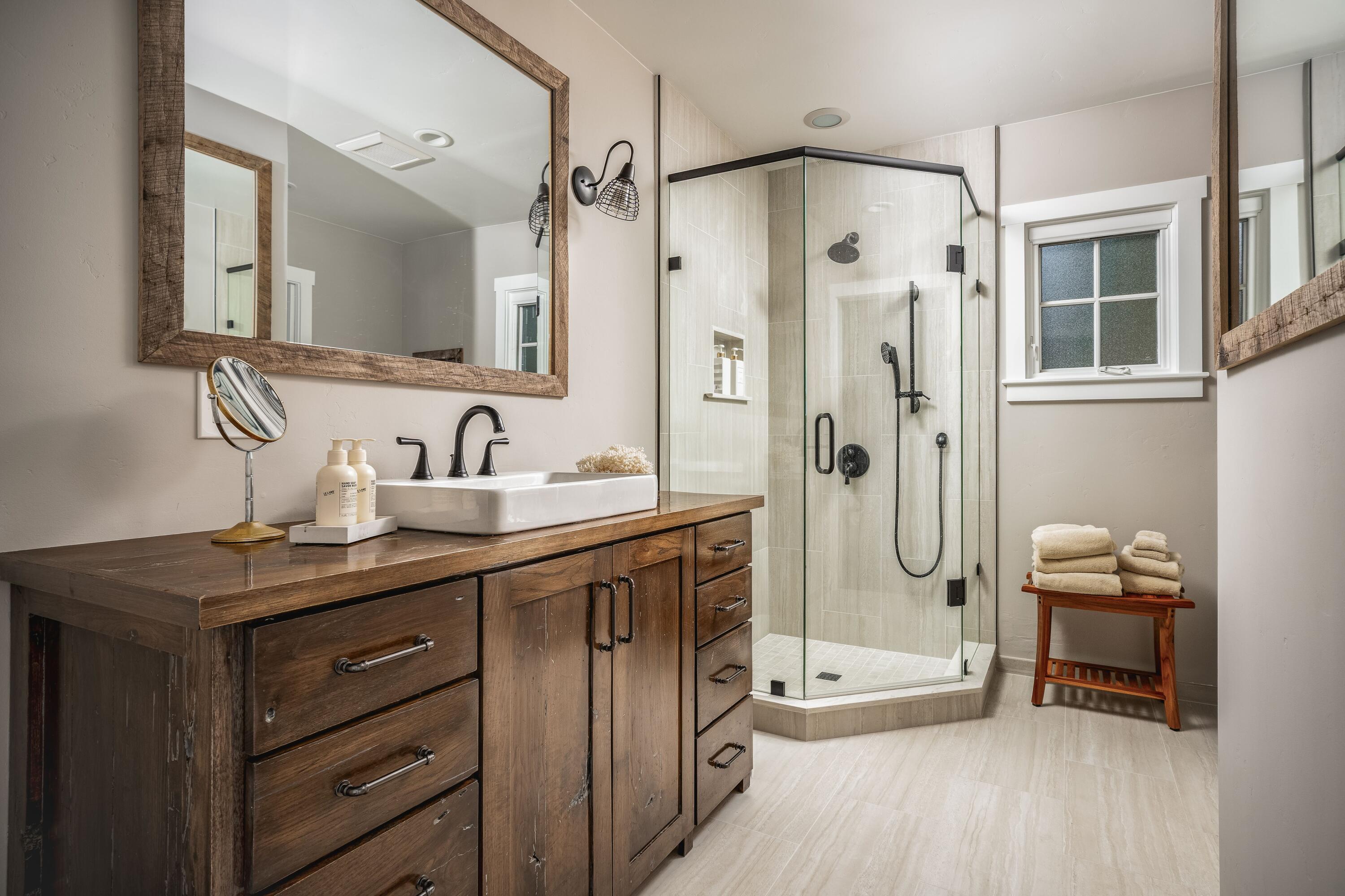2775 Sycamore Canyon Road Montecito, CA 93108 - Photo 23 of 33 Primary Bathroom