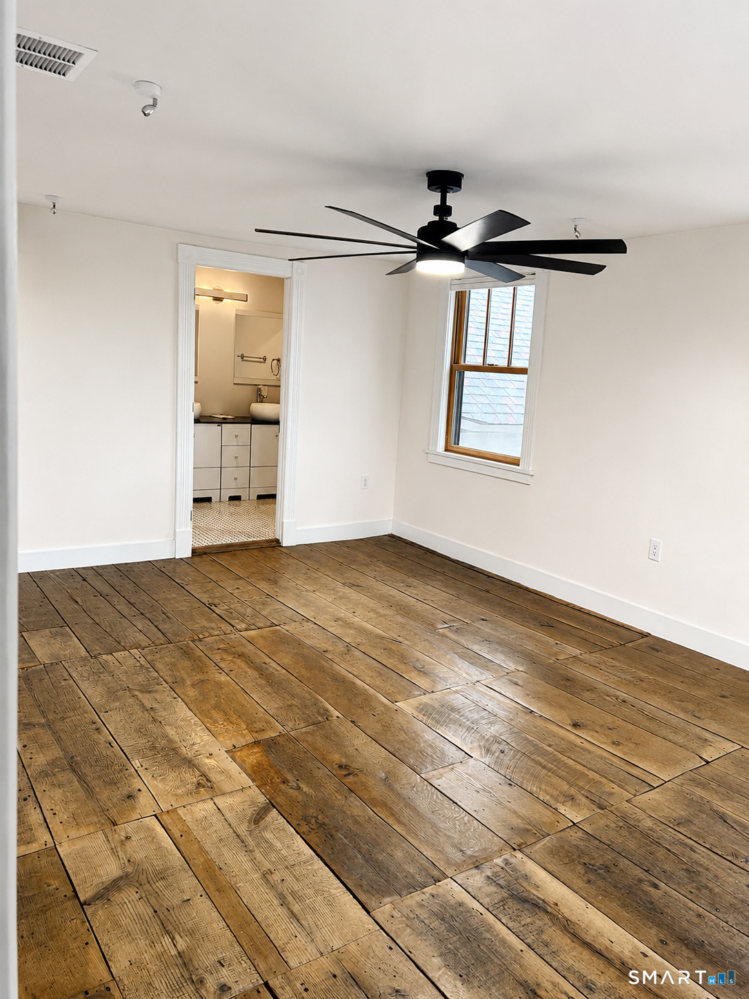 56 Benedict Road Morris, CT 06763 - Photo 18 of 25 Gallery Image 18
