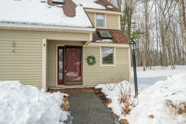 $355,000 | 15 Linwood Road, Unit 15, Freeport, ME 04032