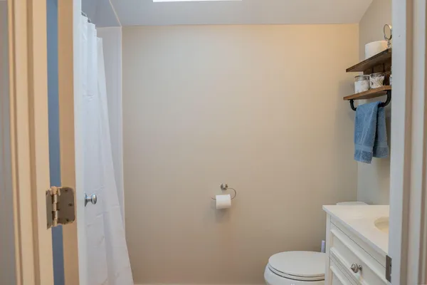 $355,000 | 15 Linwood Road, Unit 15, Freeport, ME 04032