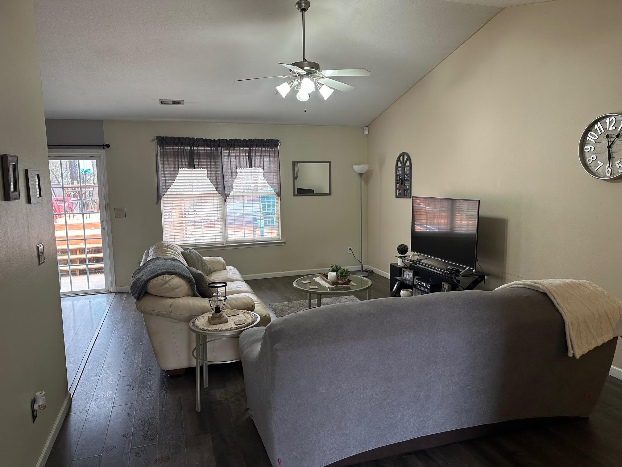 258 Chateau Street Boiling Springs, SC 29316 - Photo 3 of 19