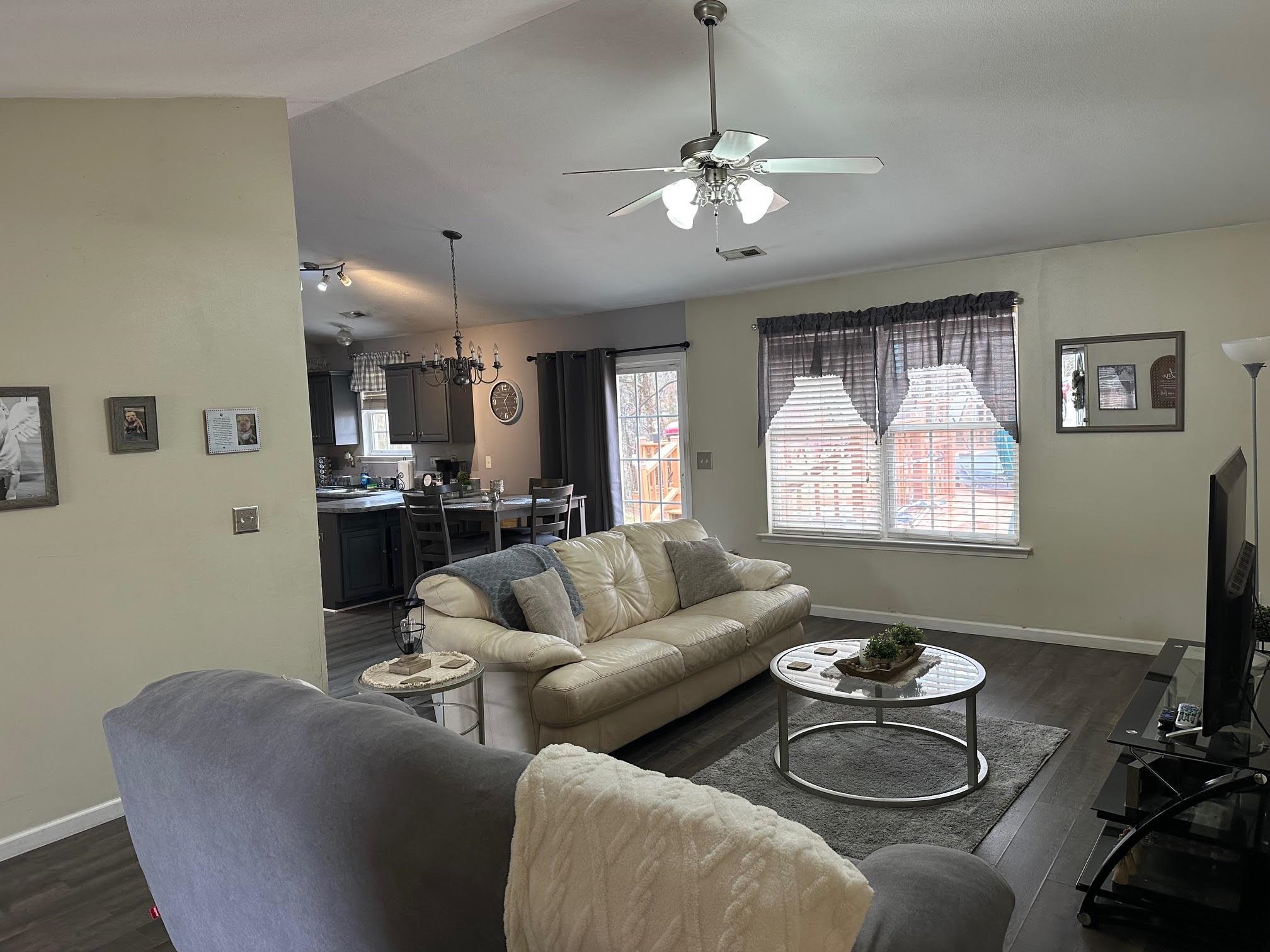 258 Chateau Street Boiling Springs, SC 29316 - Photo 5 of 19