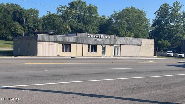 $249,000 | 19421 Alberta Street, Oneida, TN 37841