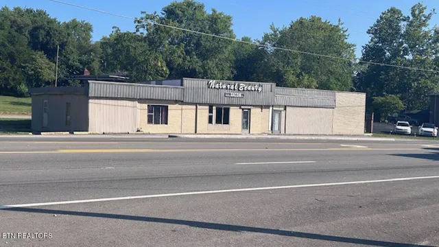 $249,000 | 19421 Alberta Street, Oneida, TN 37841