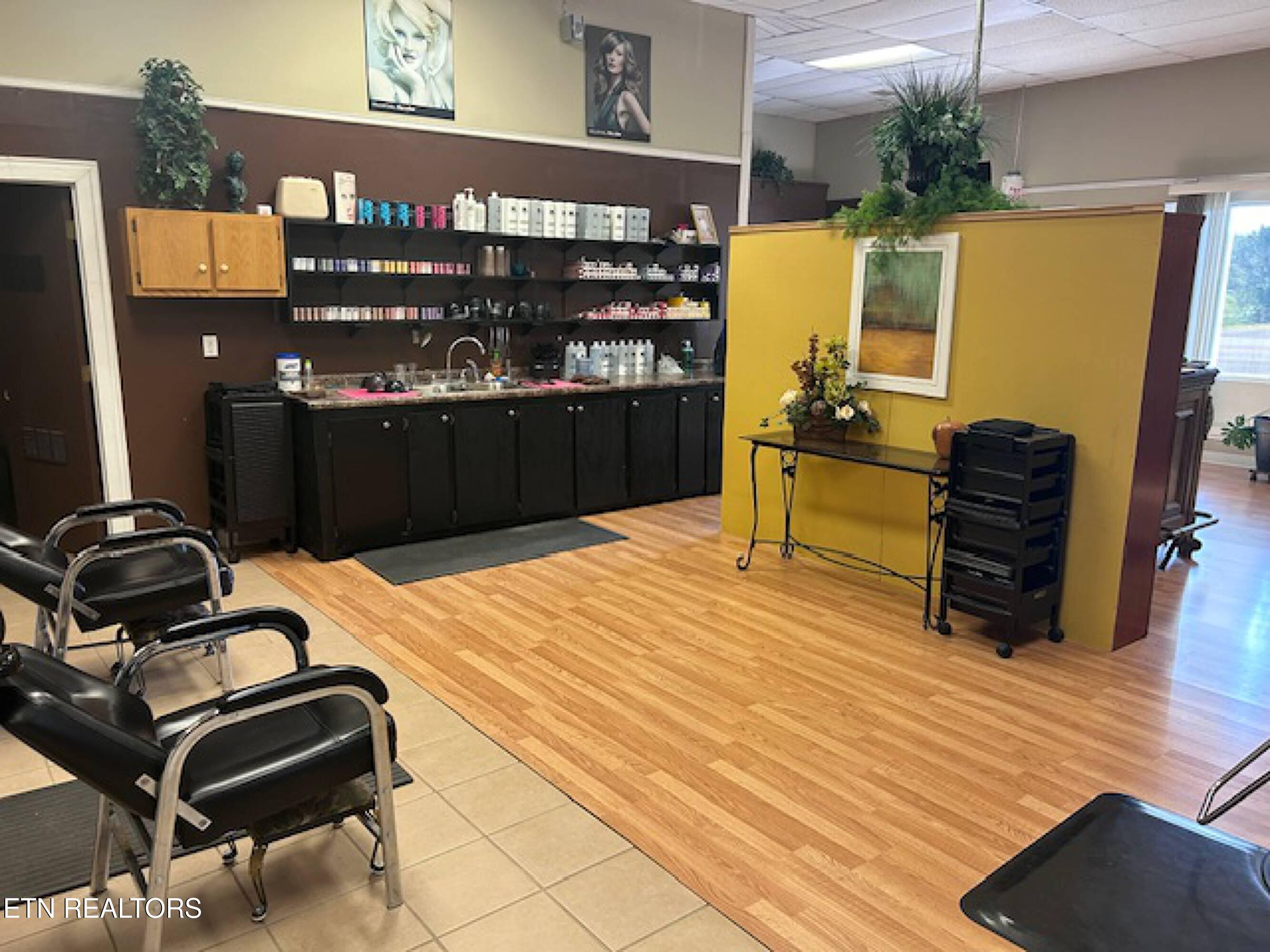 19421 Alberta Street Oneida, TN 37841 - Photo 9 of 16 a814842d353941c68d0654d007fffa11_3000x20