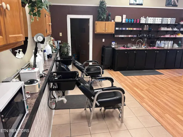 $249,000 | 19421 Alberta Street, Oneida, TN 37841