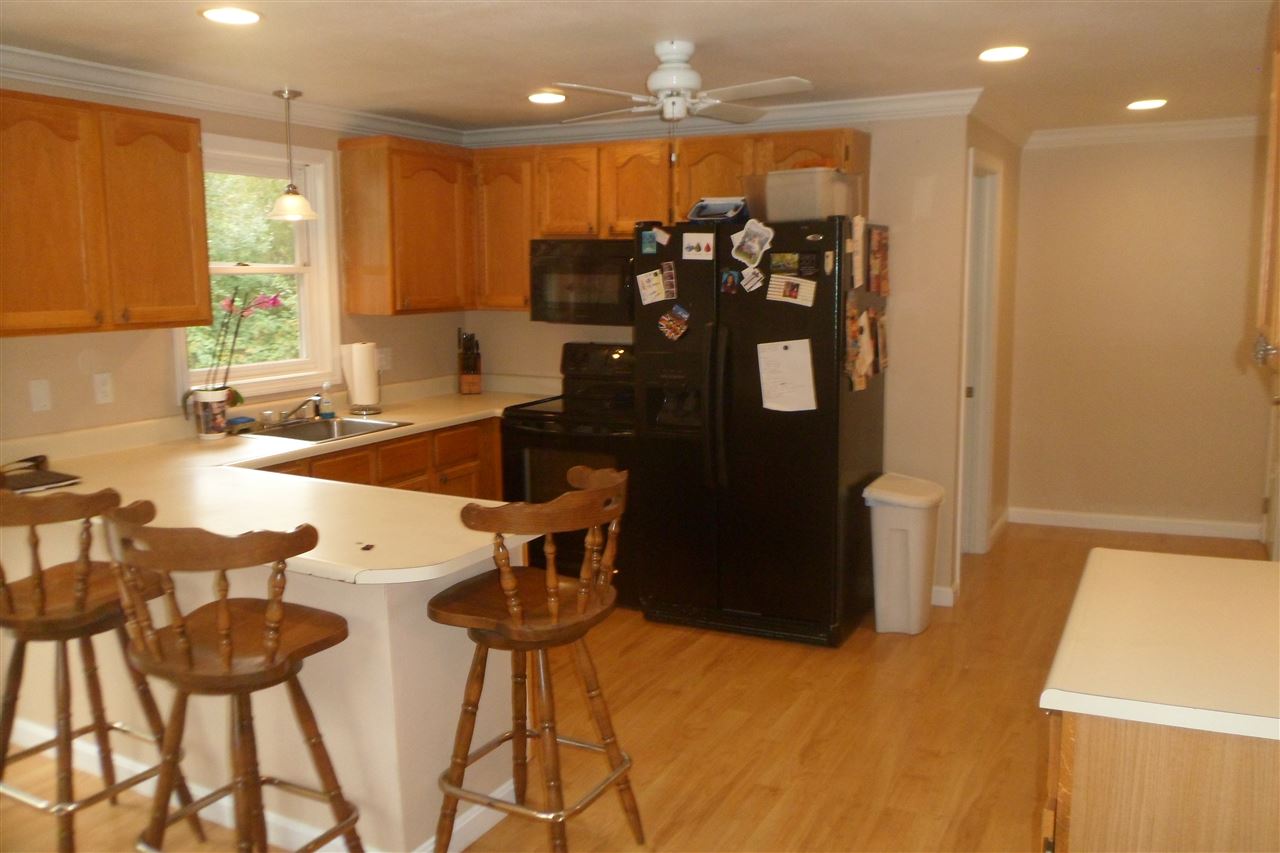 106 Danville Road, Unit 2 Hampstead, NH 03826 - Photo 11 of 26 Gallery Image 11