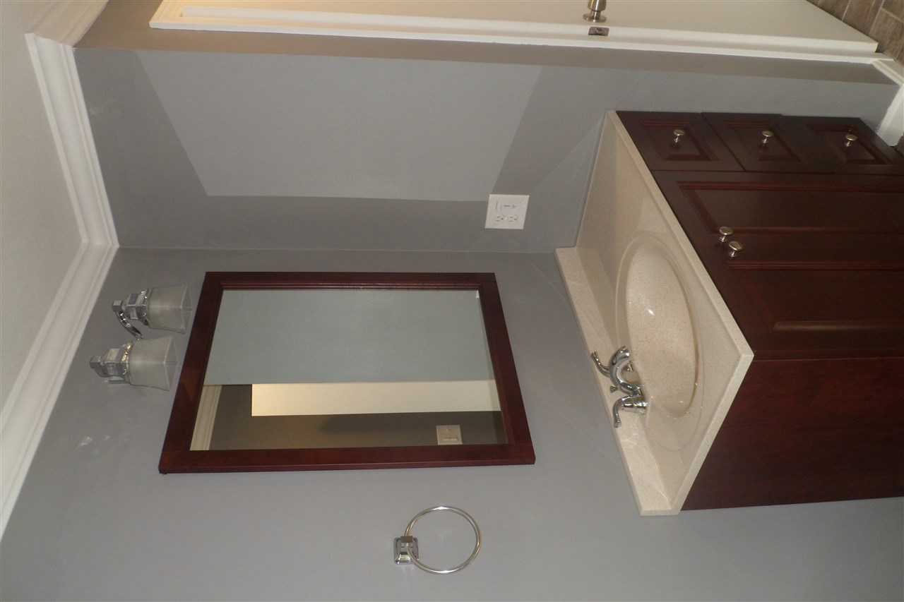106 Danville Road, Unit 2 Hampstead, NH 03826 - Photo 18 of 26 Gallery Image 18
