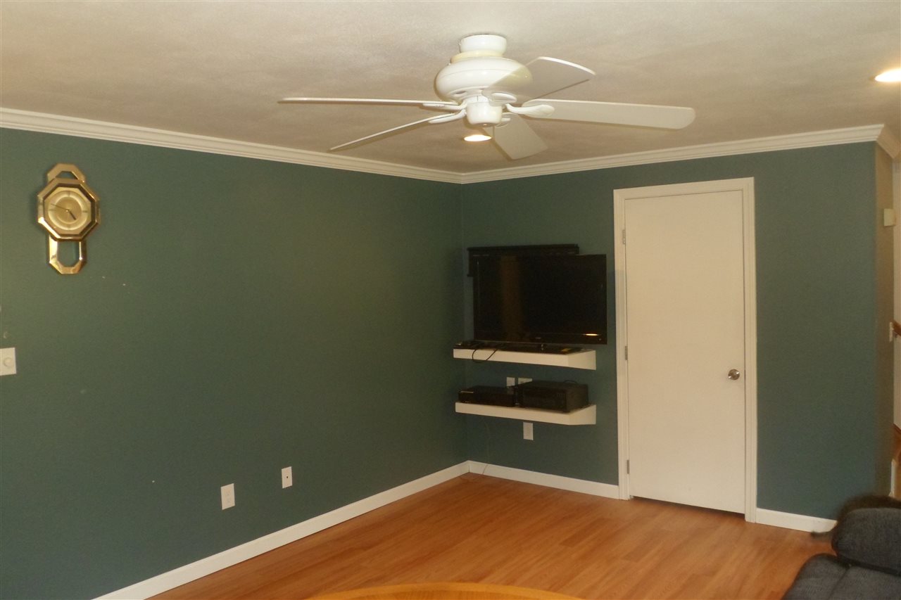 106 Danville Road, Unit 2 Hampstead, NH 03826 - Photo 21 of 26 Gallery Image 21