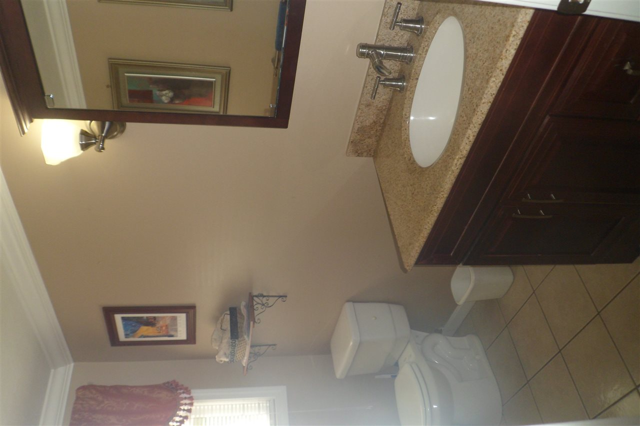 106 Danville Road, Unit 2 Hampstead, NH 03826 - Photo 22 of 26 Gallery Image 22