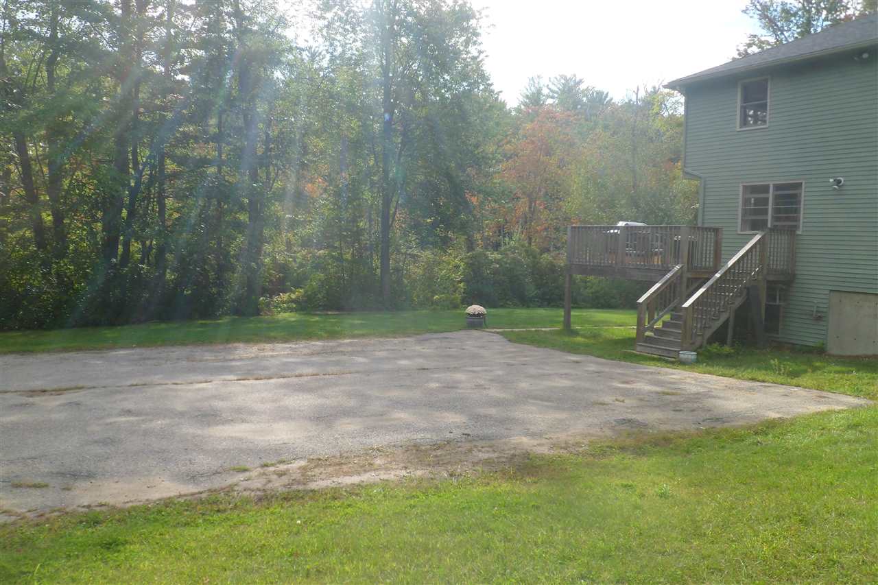 106 Danville Road, Unit 2 Hampstead, NH 03826 - Photo 4 of 26 Gallery Image 4