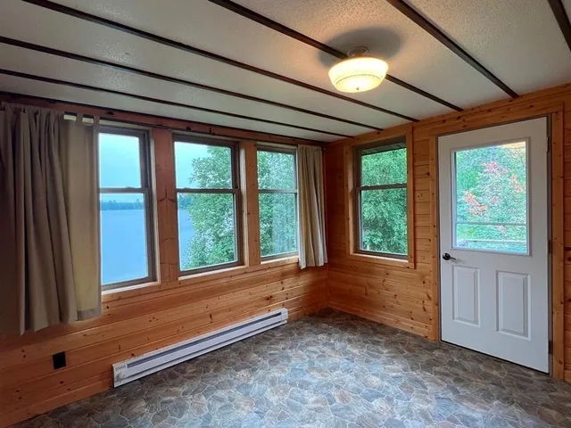 $450,000 | 28200 County Road 52, Bigfork, MN 56628