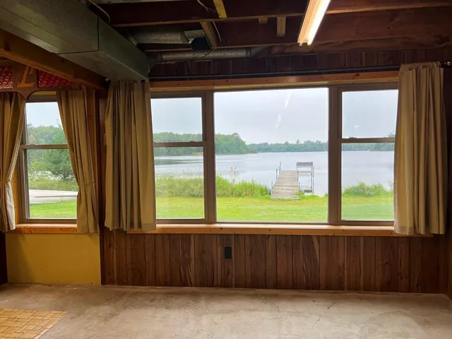 $450,000 | 28200 County Road 52, Bigfork, MN 56628