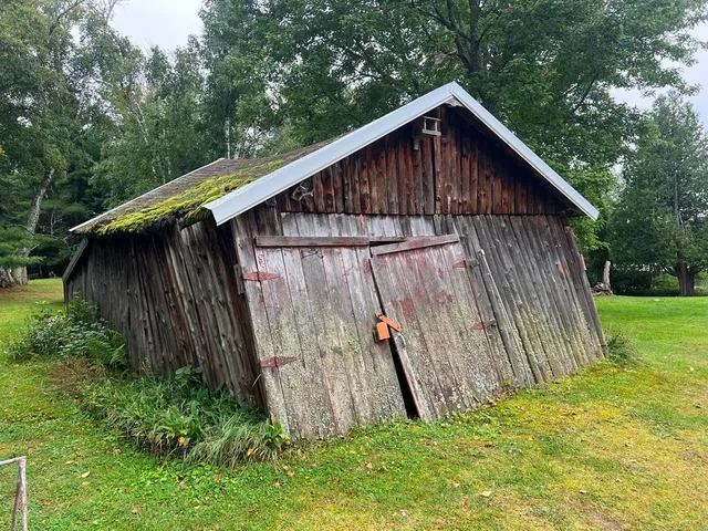 $450,000 | 28200 County Road 52, Bigfork, MN 56628