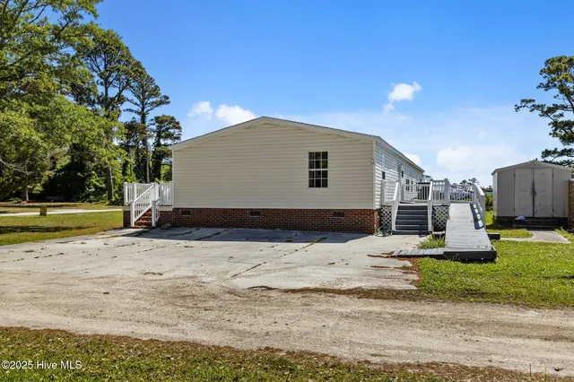 $295,000 | 198 Styron Creek Road, Sealevel, NC 28577