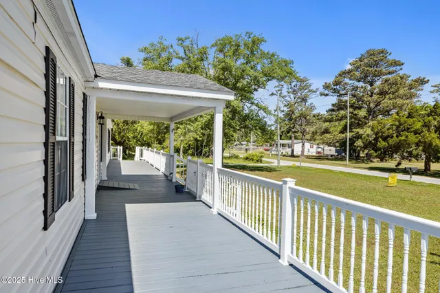 $295,000 | 198 Styron Creek Road, Sealevel, NC 28577