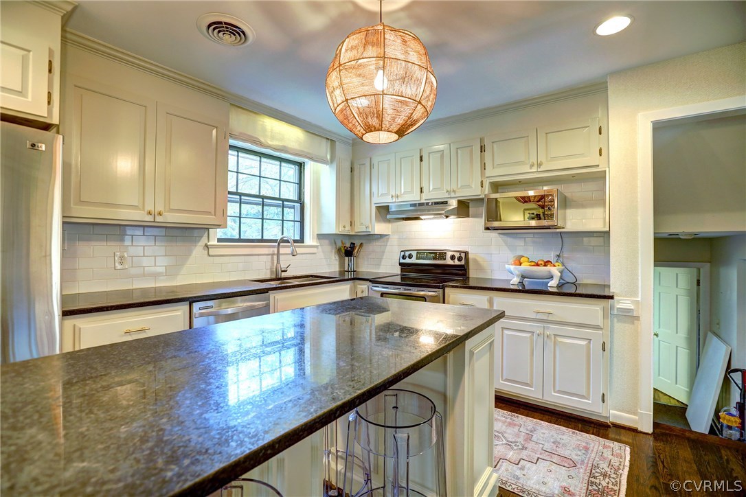 8514 Academy Road Henrico, VA 23229 - Photo 13 of 39 Gallery Image 13