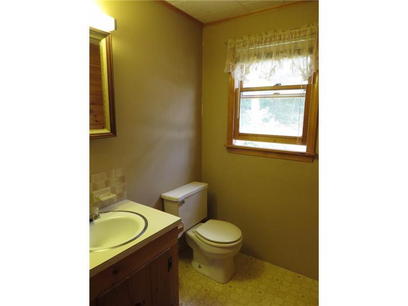174 Dodge Road Somerville, ME 04348 - Photo 19 of 32 Bathroom.