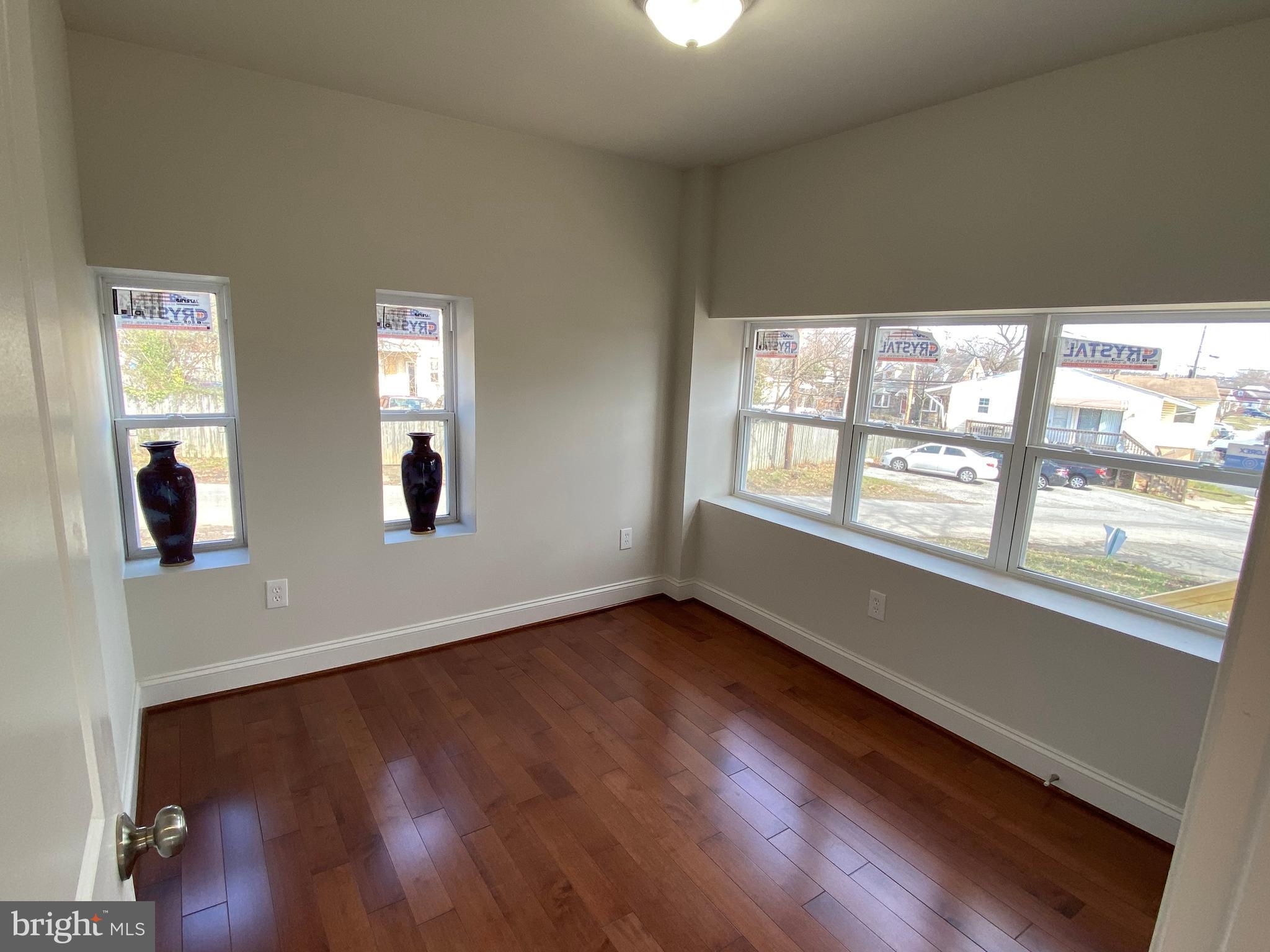 4101 Oak Road Baltimore, MD 21227 - Photo 22 of 34