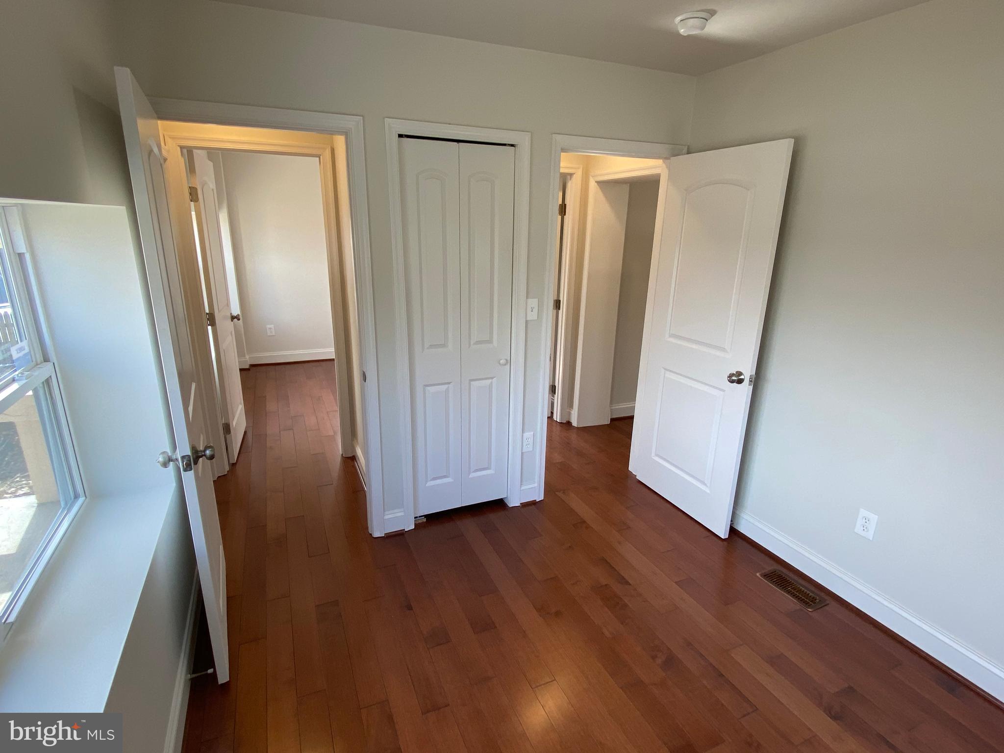 4101 Oak Road Baltimore, MD 21227 - Photo 24 of 34