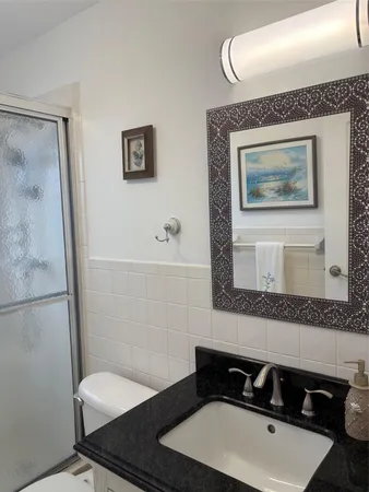 $1,700 | 1055 Country Club Drive, Unit 404, Margate, FL 33063