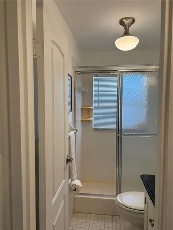 $1,700 | 1055 Country Club Drive, Unit 404, Margate, FL 33063