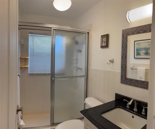 $1,700 | 1055 Country Club Drive, Unit 404, Margate, FL 33063