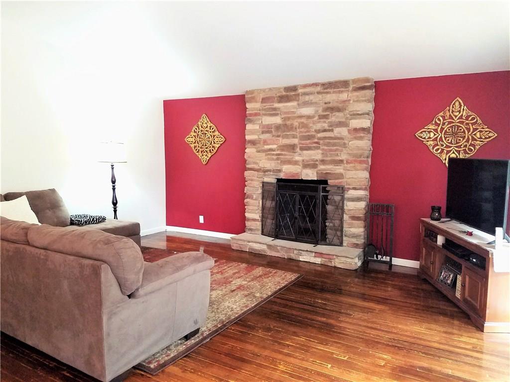 235 Teakwood Road Butler, PA 16001 - Photo 5 of 21 Gallery Image 5