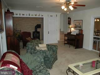 6120 Stump Road Pipersville, PA 18947 - Photo 5 of 6 Gallery Image 5