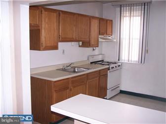 243 Bayard Road Upper Darby, PA 19082 - Photo 6 of 12