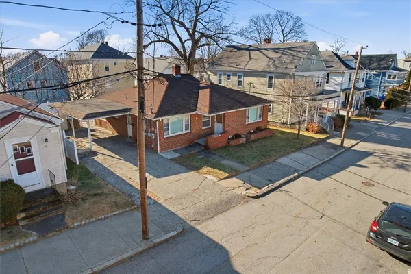 $460,000 | 36 Auburn Street, Pawtucket, RI 02860