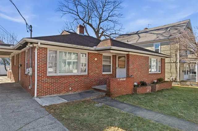 $479,900 | 36 Auburn Street, Pawtucket, RI 02860