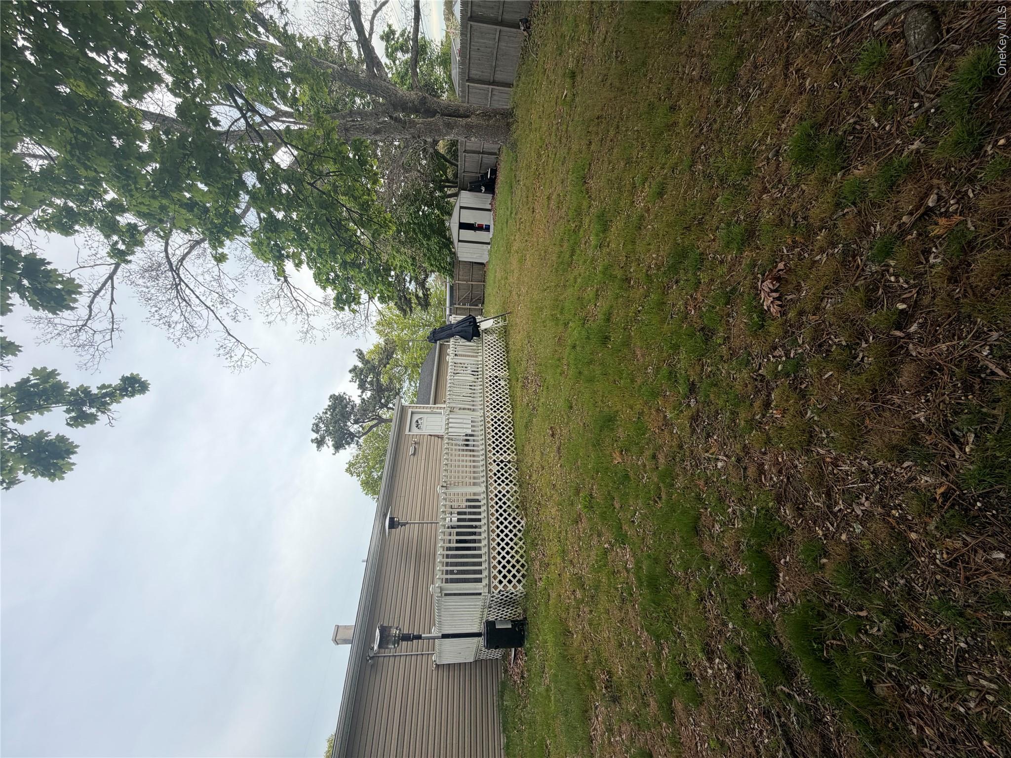 1013 Merriam Road Bay Shore, NY 11706 - Photo 20 of 27