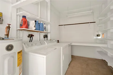 a view of a garage