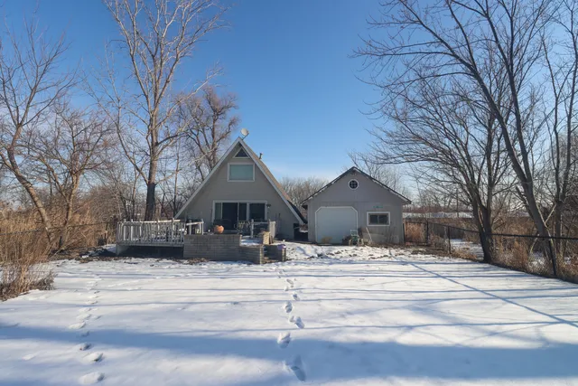 $475,000 | 35828 Marine Drive, Fox Lake, IL 60020