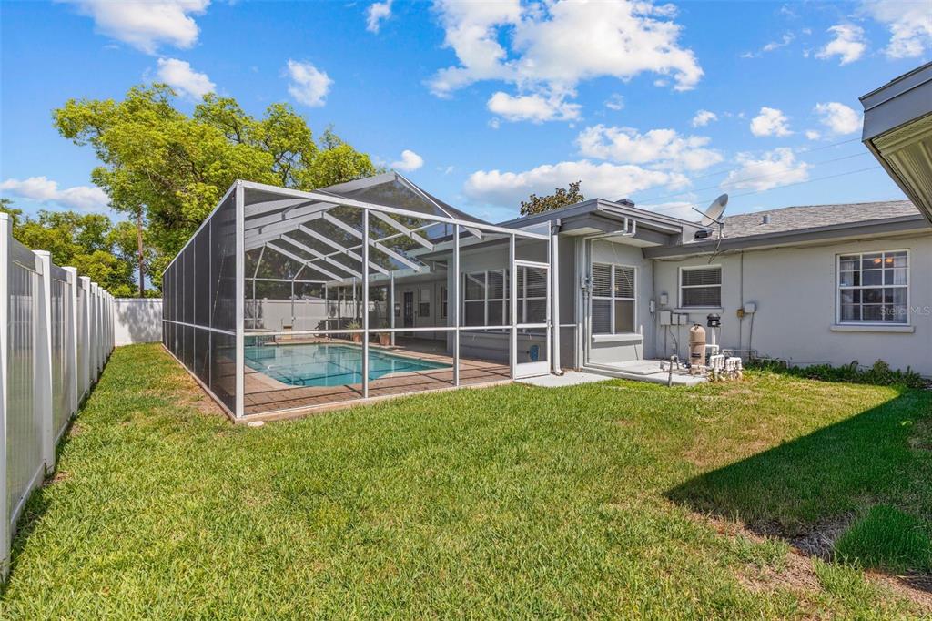 2087 Druid Road Clearwater, FL 33764 - Photo 36 of 46