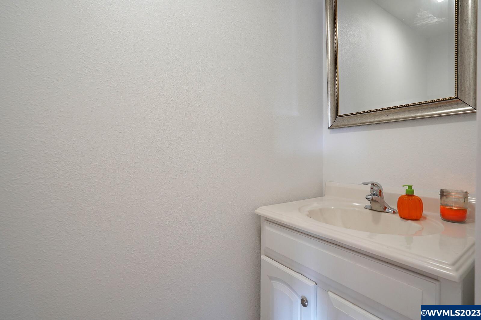 1225 Hemlock Loop Independence, OR 97351 - Photo 16 of 27 Gallery Image 16