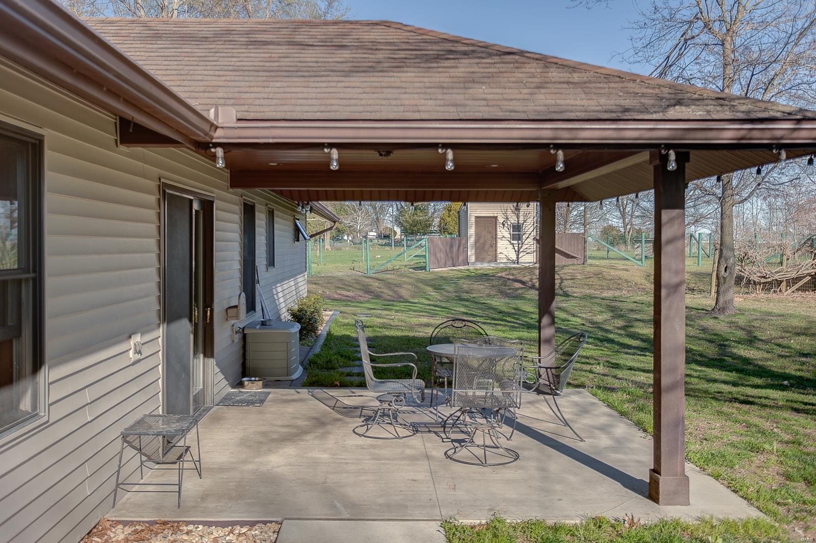 4878 Sportsman Road Waterloo, IL 62298 - Photo 32 of 59